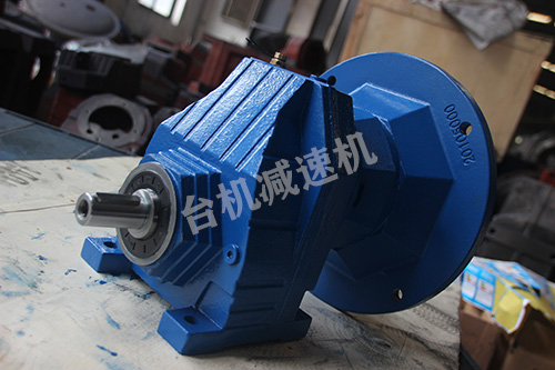 同軸齒輪減速機(jī) 同軸齒輪減速機(jī)