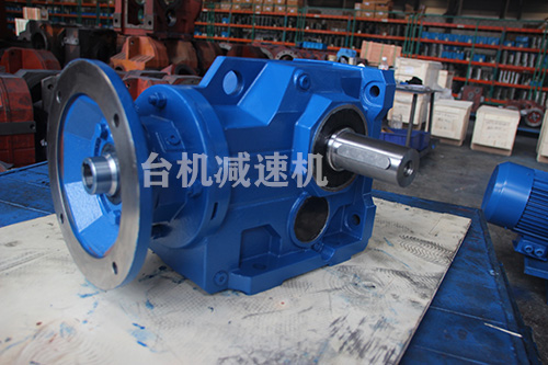 螺旋錐硬齒面減速機廠家用15年的經(jīng)驗為您服務(wù)